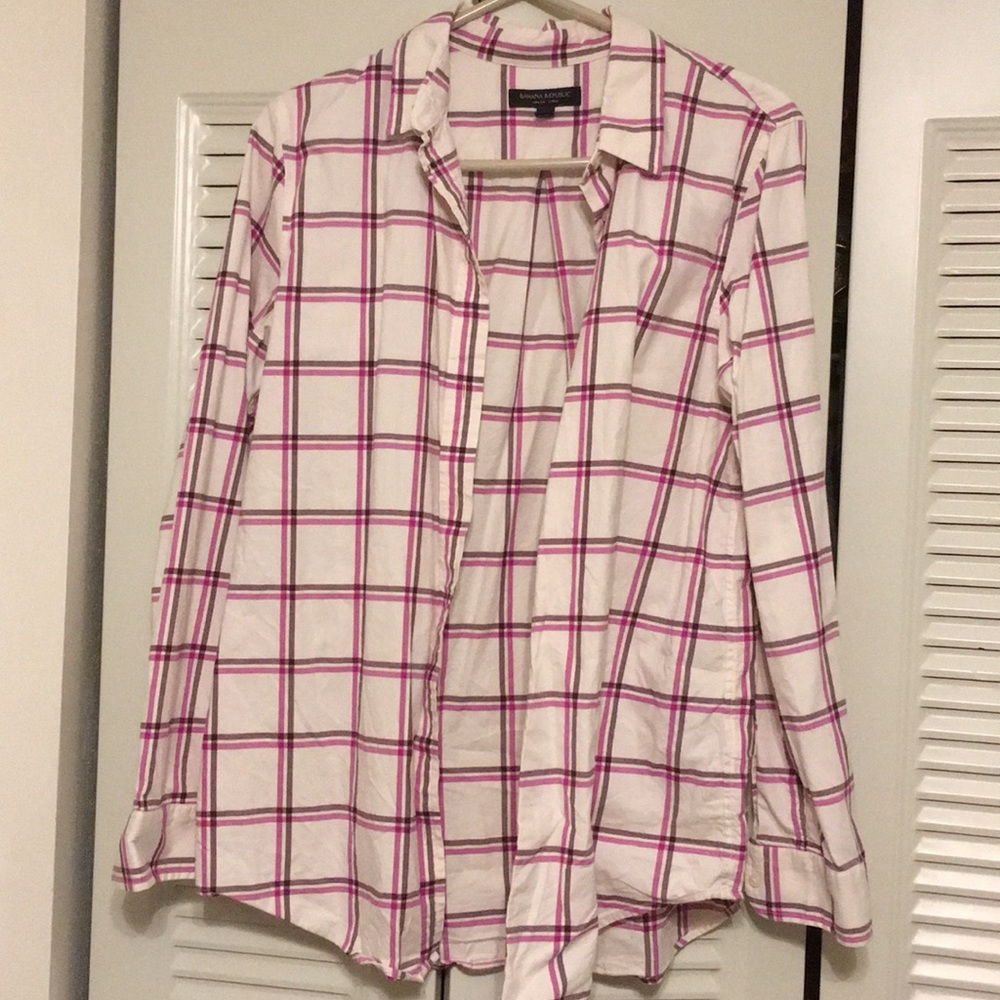 Banana button up top